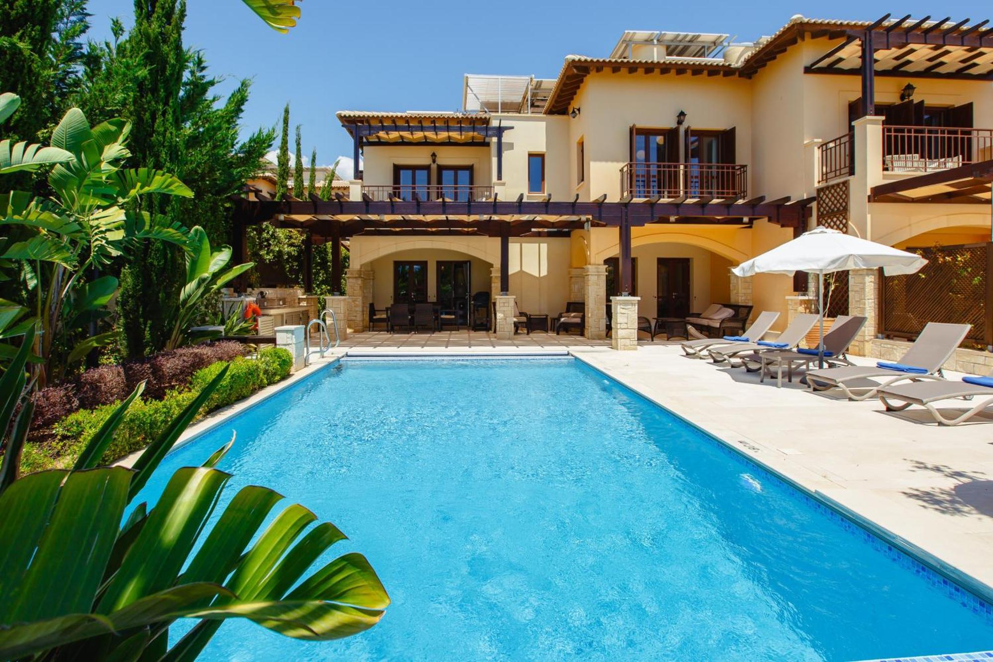 Luxury Aj05 With Private Heated Pool Villa