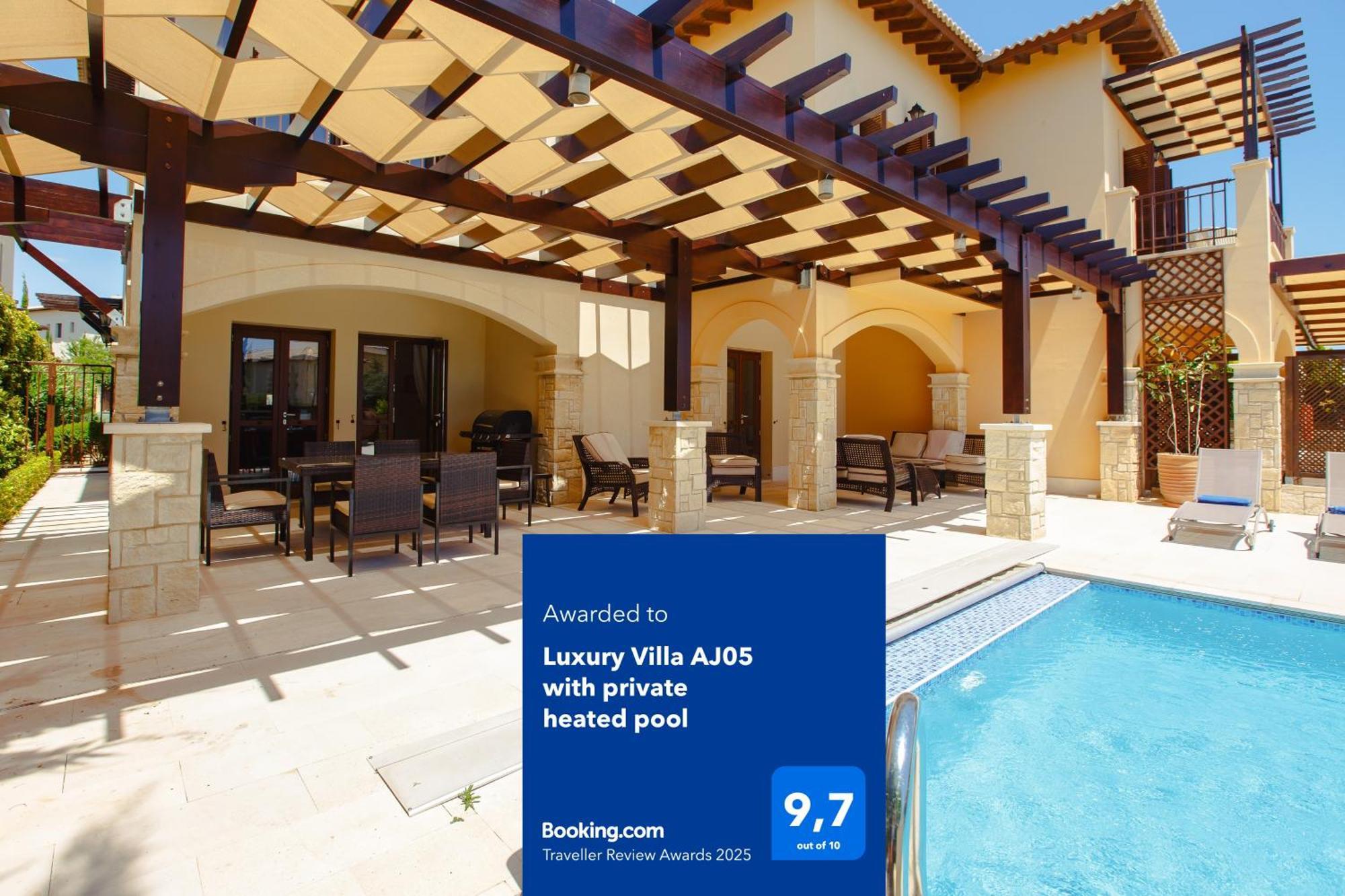 Villa Luxury Aj05 With Private Heated Pool Kouklia